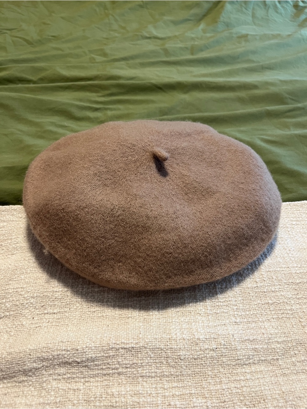 Vintage Light Neutral Brown Beret Hat